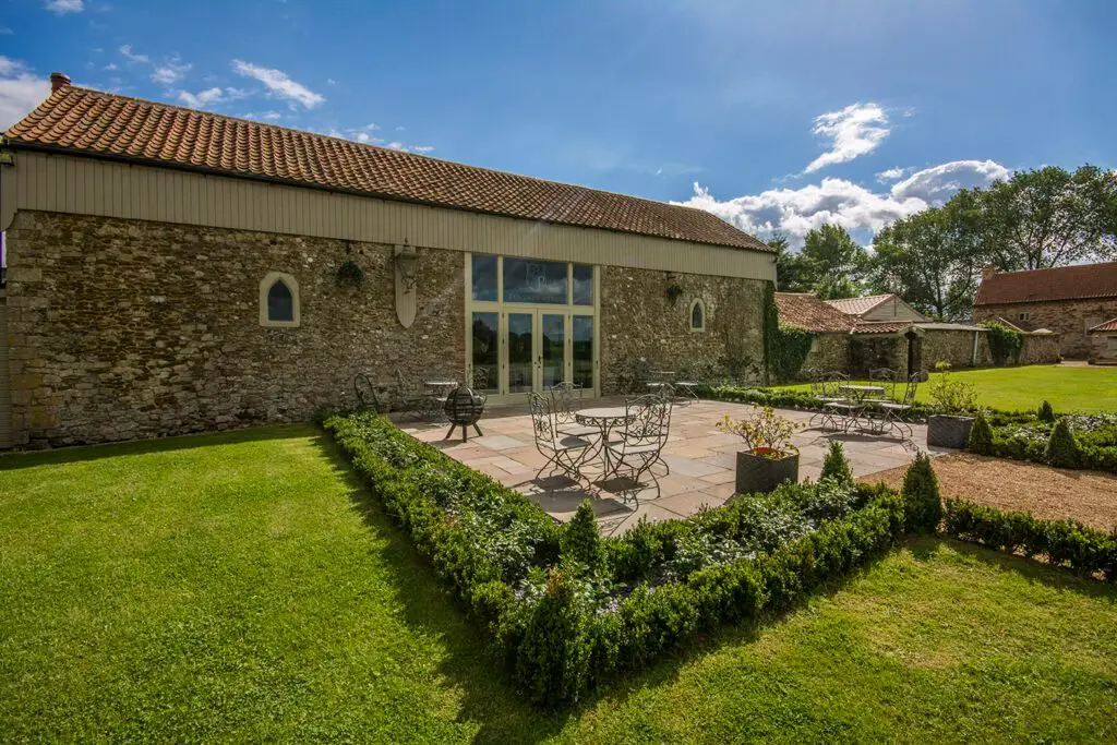 Outdoor Wedding | Pentney Abbey